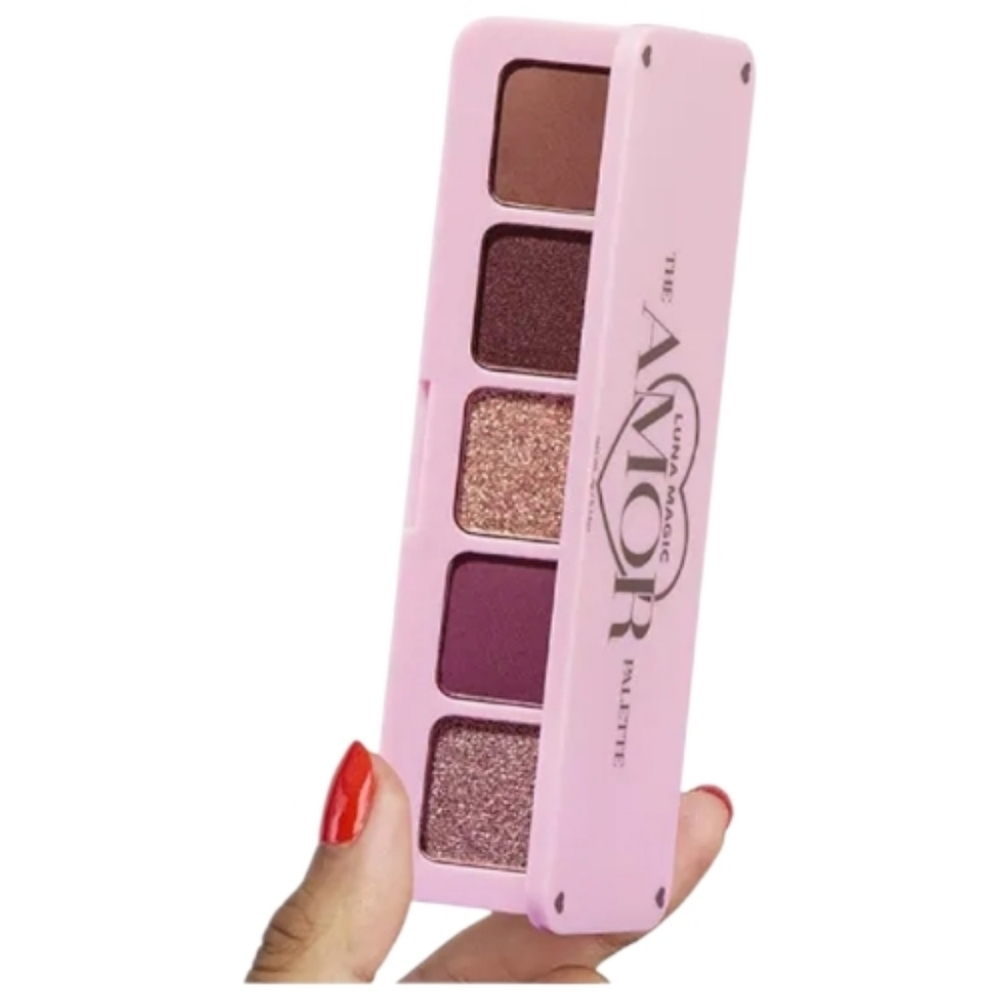 LUNA MAGIC The Amor Palette Eyeshadows  Neutral And Mauve Colours